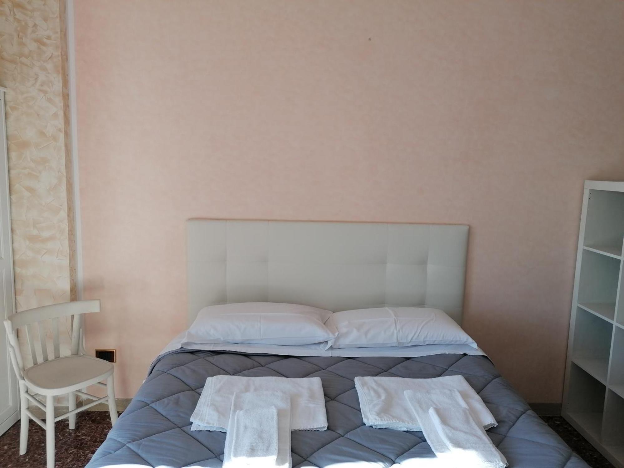 Giovanna Home Messina Bagian luar foto